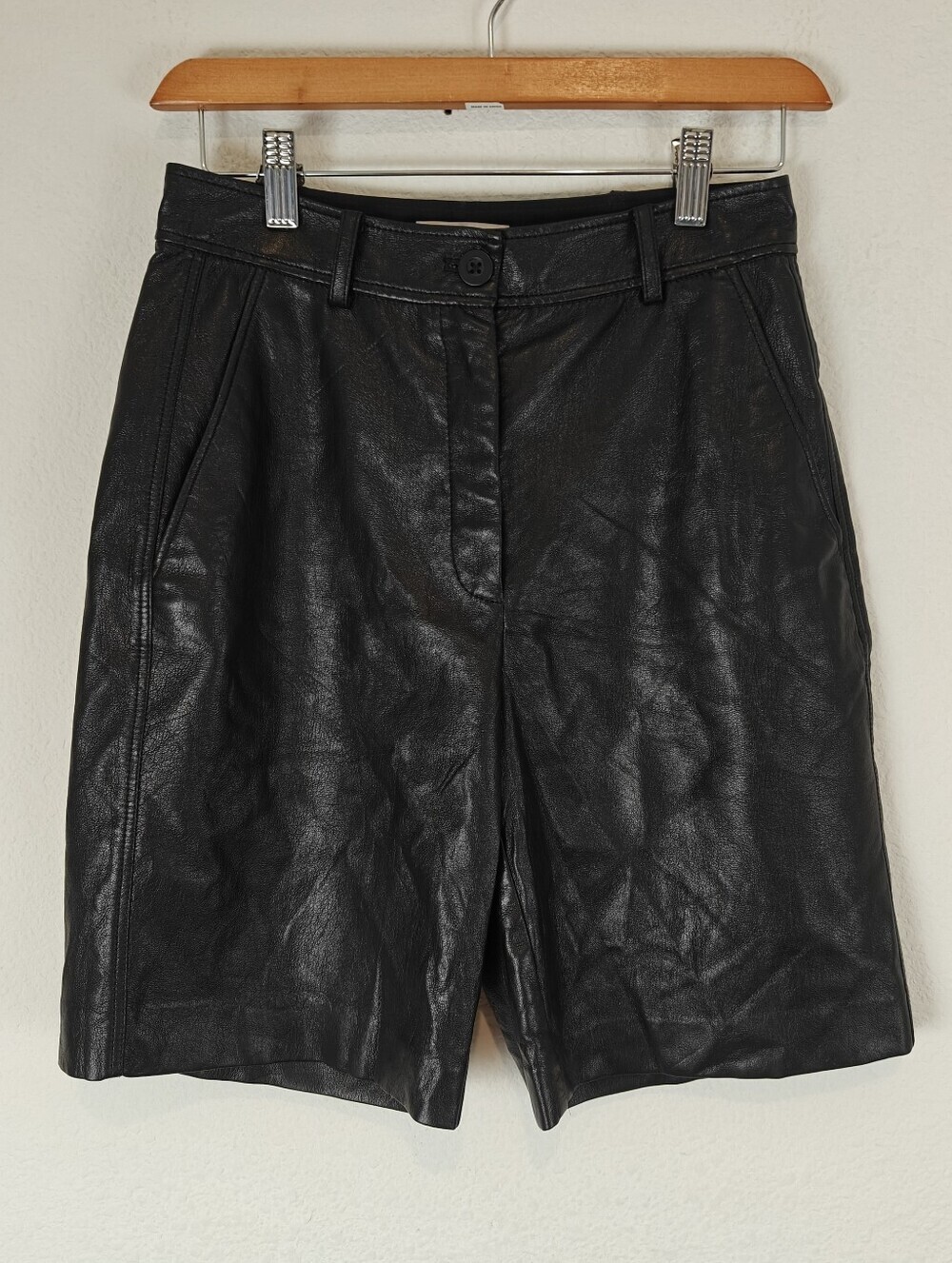 Babaton Black Faux Leather Tailored Shorts Sz 2 Chic Minimalist High-Rise Staple
